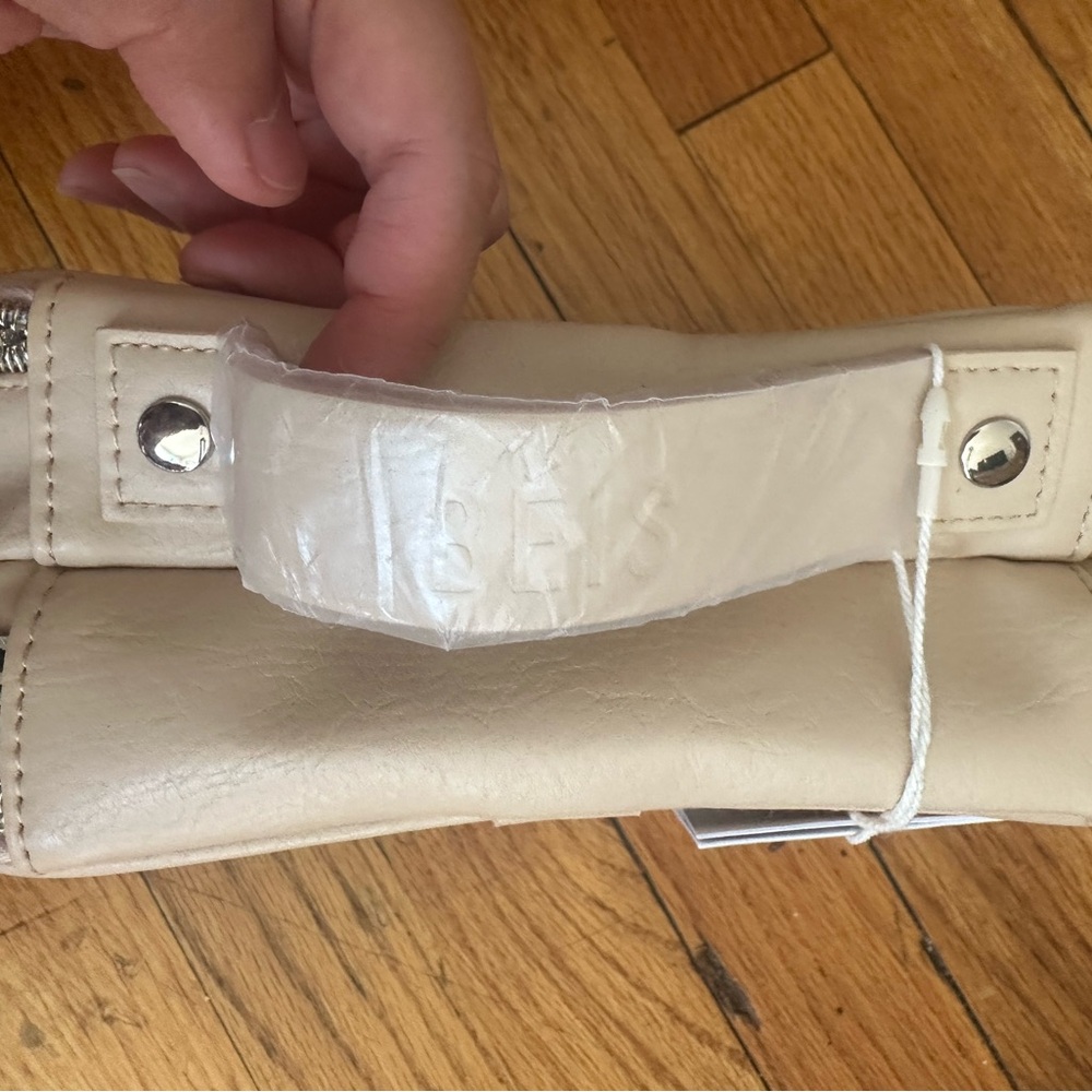 BEIS Beige On The Go Essentials Case NWT - Picture 7 of 7
